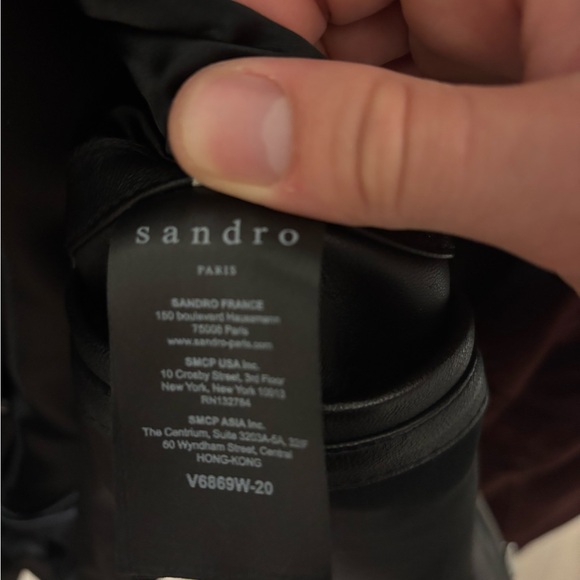 Sandro Black Leather Jacket with Quilted Shoulders - Picture 5 of 7